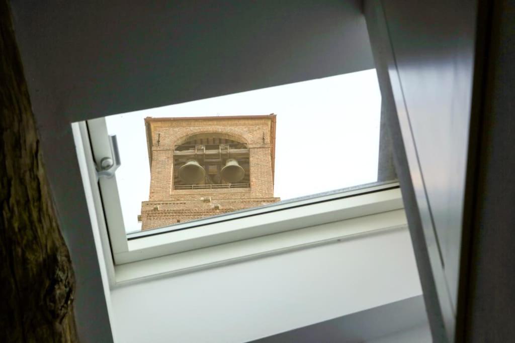 *new Attic*-lucca Citycenter-balcony-netflix Apartment